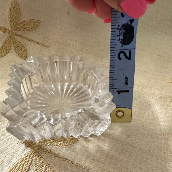 Vintage Crystal / Cut Glass Mini Personal / Individual Square Ashtray. - Picture 6 of 6